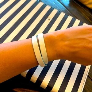 Keep collective double Leather texture band